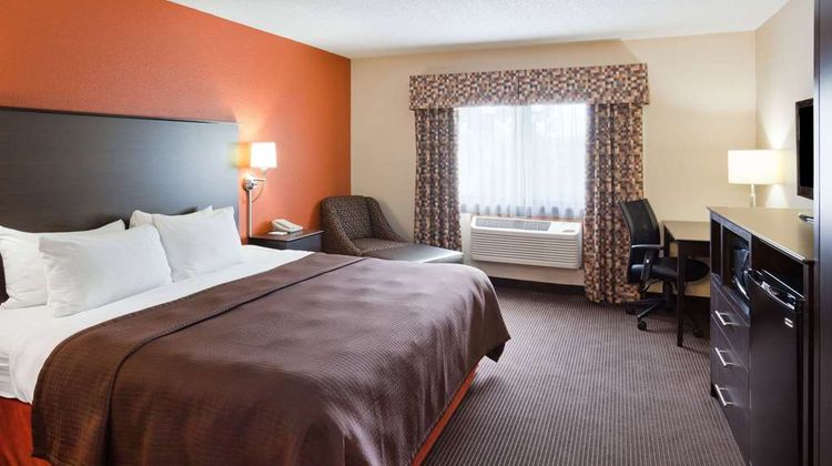 AmericInn by Wyndham Plover StevensPoint Room