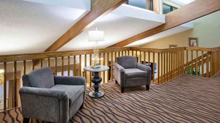 AmericInn by Wyndham Plover StevensPoint Lobby