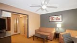 AmericInn by Wyndham Coralville Suite