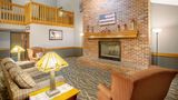 AmericInn by Wyndham Coralville Lobby