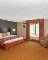 Baymont by Wyndham Coralville
