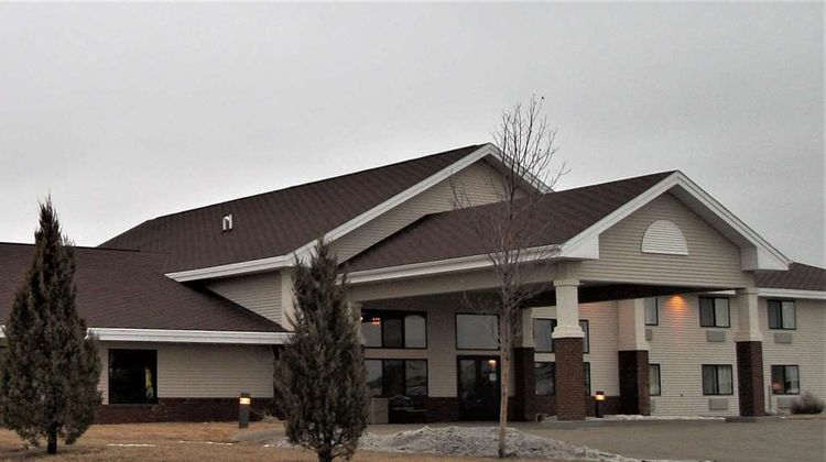 AmericInn by Wyndham Beulah Exterior
