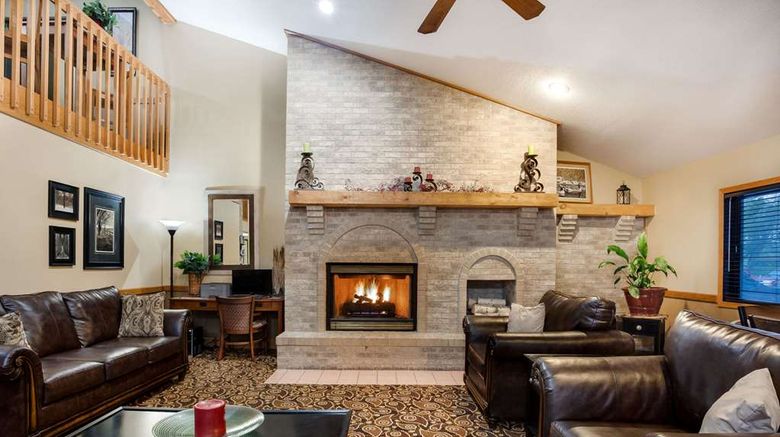<b>AmericInn by Wyndham Tomah Lobby</b>. Images powered by <a href="https://iceportal.shijigroup.com/" title="IcePortal" target="_blank">IcePortal</a>.