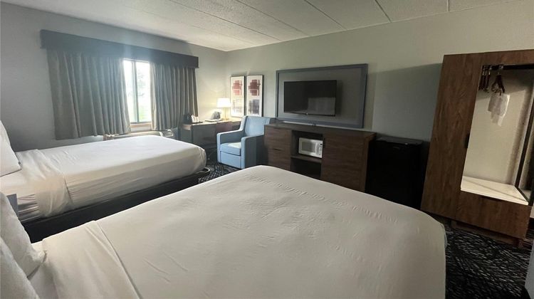 AmericInn by Wyndham Lincoln North Room
