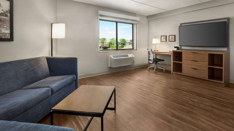 <b>AmericInn by Wyndham Rapid City Suite</b>. Images powered by <a href="https://iceportal.shijigroup.com/" title="IcePortal" target="_blank">IcePortal</a>.