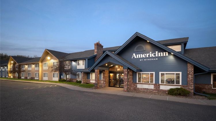 AmericInn by Wyndham Baldwin Exterior