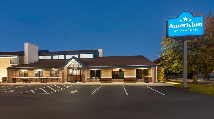 AmericInn by Wyndham Plymouth Exterior