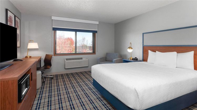 AmericInn by Wyndham Plymouth Room