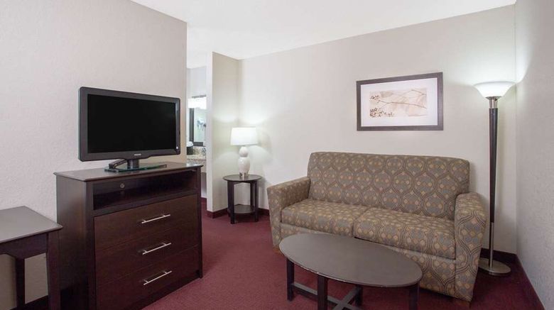 <b>AmericInn by Wyndham Hayward Suite</b>. Images powered by <a href="https://iceportal.shijigroup.com/" title="IcePortal" target="_blank">IcePortal</a>.