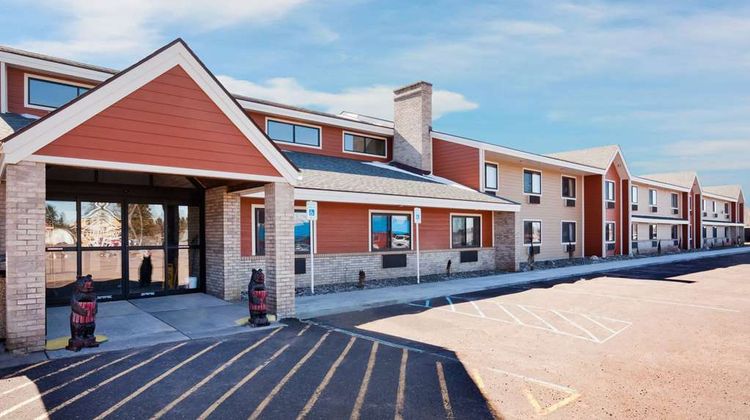 AmericInn by Wyndham Ironwood Exterior