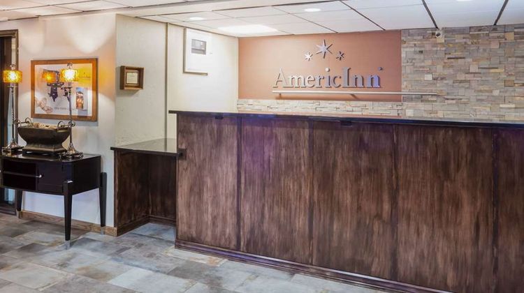 AmericInn by Wyndham Ironwood Lobby