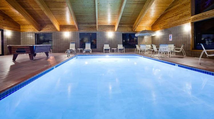 AmericInn by Wyndham Ironwood Pool