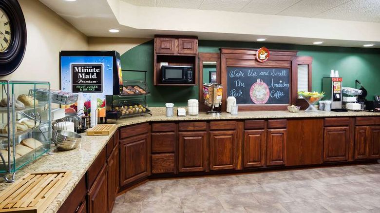 <b>AmericInn by Wyndham Ironwood Other</b>. Images powered by <a href="https://iceportal.shijigroup.com/" title="IcePortal" target="_blank">IcePortal</a>.