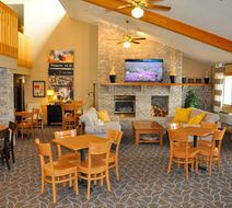 AmericInn Lodge and Suites Clear Lake Lobby