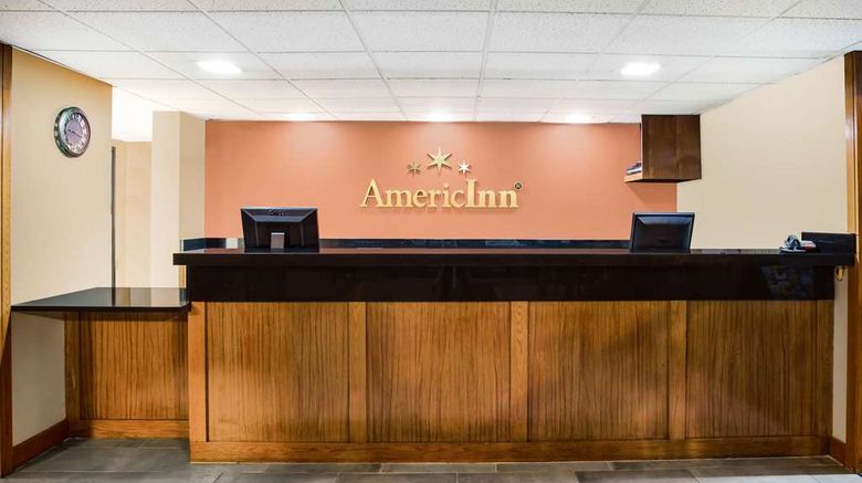 <b>AmericInn by Wyndham Menomonie Lobby</b>. Images powered by <a href="https://iceportal.shijigroup.com/" title="IcePortal" target="_blank">IcePortal</a>.