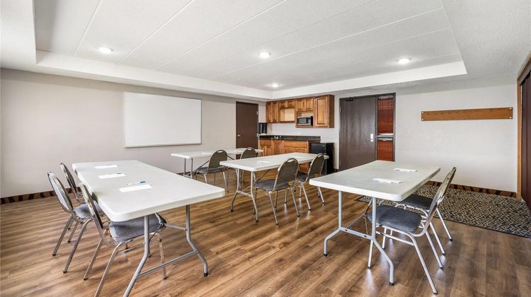 AmericInn by Wyndham Albert Lea Meeting