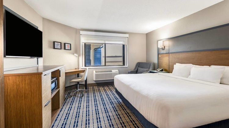 AmericInn by Wyndham Albert Lea Room