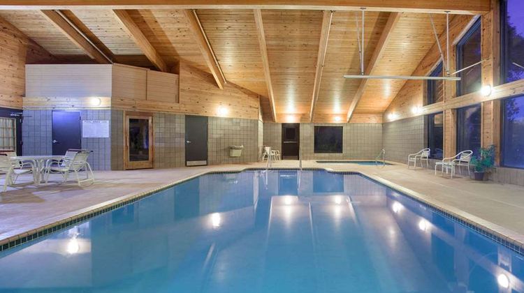 AmericInn by Wyndham White Bear Lake Pool