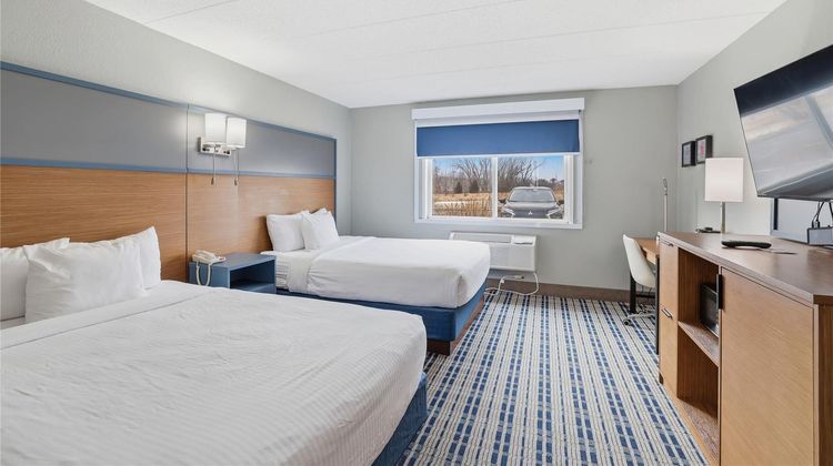 AmericInn by Wyndham White Bear Lake Room