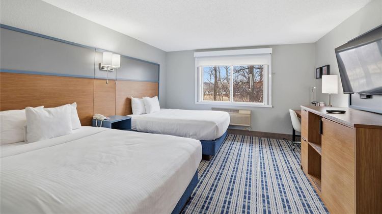 AmericInn by Wyndham White Bear Lake Room