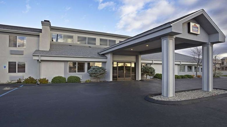 <b>AmericInn Hotel & Suites Bay City Exterior</b>. Images powered by <a href="https://iceportal.shijigroup.com/" title="IcePortal" target="_blank">IcePortal</a>.