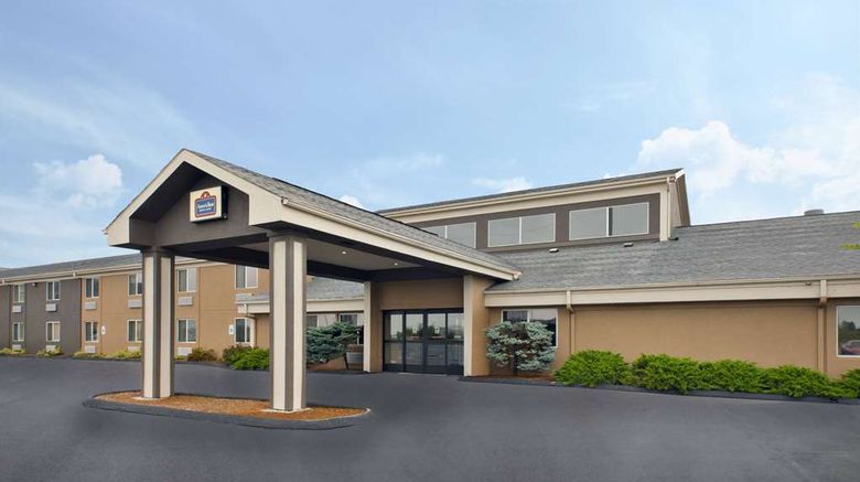 <b>AmericInn Hotel & Suites Bay City Exterior</b>. Images powered by <a href="https://iceportal.shijigroup.com/" title="IcePortal" target="_blank">IcePortal</a>.