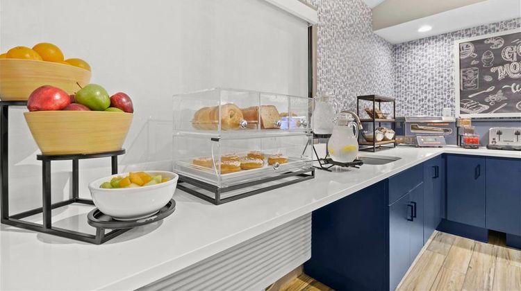 AmericInn by Wyndham Virginia Restaurant