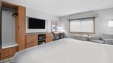 AmericInn by Wyndham Virginia Suite