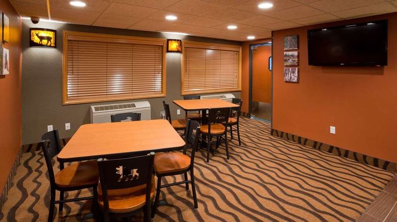 <b>AmericInn by Wyndham Grafton Restaurant</b>. Images powered by <a href="https://iceportal.shijigroup.com/" title="IcePortal" target="_blank">IcePortal</a>.