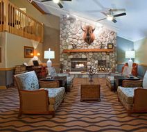AmericInn by Wyndham Grafton Lobby
