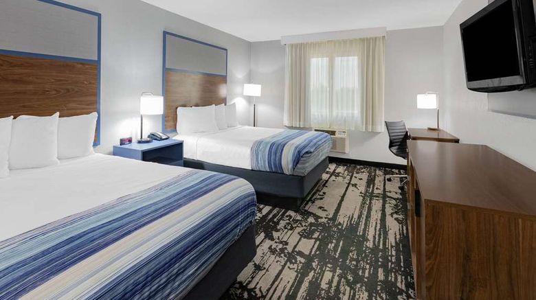 <b>AmericInn by Wyndham Pella Room</b>. Images powered by <a href="https://iceportal.shijigroup.com/" title="IcePortal" target="_blank">IcePortal</a>.