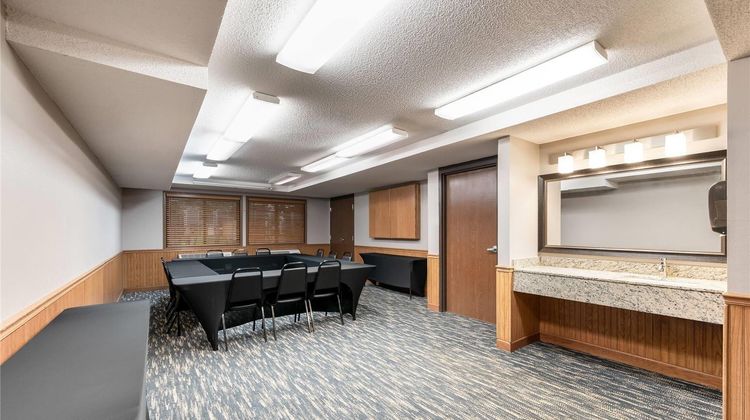 AmericInn by Wyndham Hutchinson Meeting