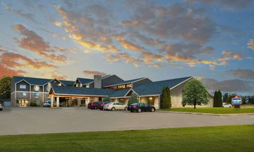AmericInn by Wyndham Valley City Conf Ct