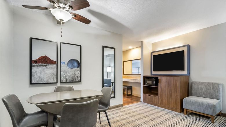 <b>AmericInn by Wyndham Valley City Conf Ct Suite</b>. Images powered by <a href="https://iceportal.shijigroup.com/" title="IcePortal" target="_blank">IcePortal</a>.