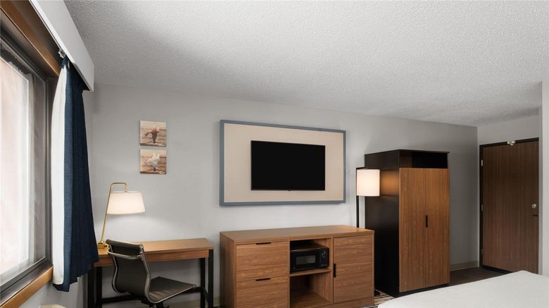 <b>AmericInn by Wyndham Tofte-Lake Superior Room</b>. Images powered by <a href="https://iceportal.shijigroup.com/" title="IcePortal" target="_blank">IcePortal</a>.