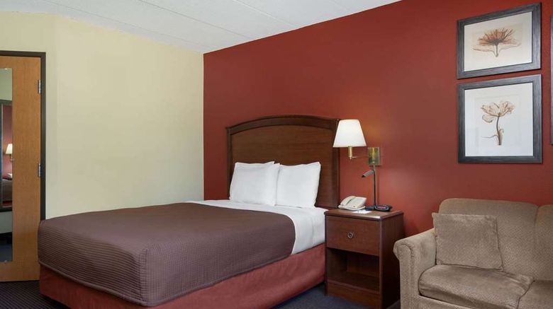 <b>AmericInn by Wyndham Park Rapids Room</b>. Images powered by <a href="https://iceportal.shijigroup.com/" title="IcePortal" target="_blank">IcePortal</a>.