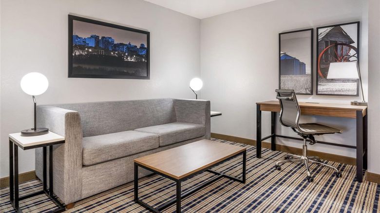 <b>AmericInn by Wyndham Bismarck Suite</b>. Images powered by <a href="https://iceportal.shijigroup.com/" title="IcePortal" target="_blank">IcePortal</a>.