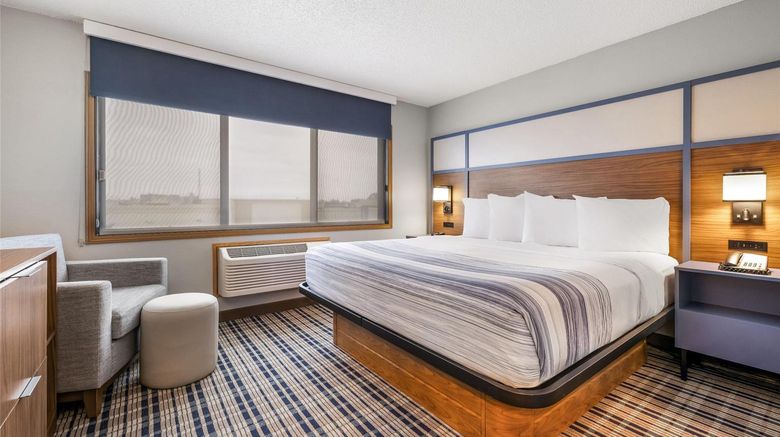 <b>AmericInn by Wyndham Bismarck Suite</b>. Images powered by <a href="https://iceportal.shijigroup.com/" title="IcePortal" target="_blank">IcePortal</a>.
