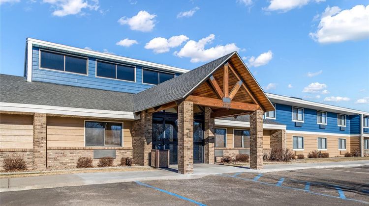 AmericInn by Wyndham Bismarck Exterior