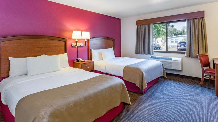 AmericInn by Wyndham Medora Room