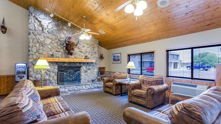 AmericInn by Wyndham Medora Lobby