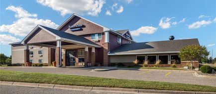AmericInn by Wyndham Mounds View Exterior