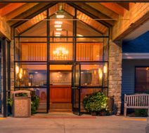 AmericInn Lodge & Suites Fort Dodge Exterior