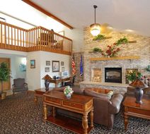 AmericInn by Wyndham Merrill Lobby