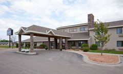 AmericInn by Wyndham Thief River Falls
