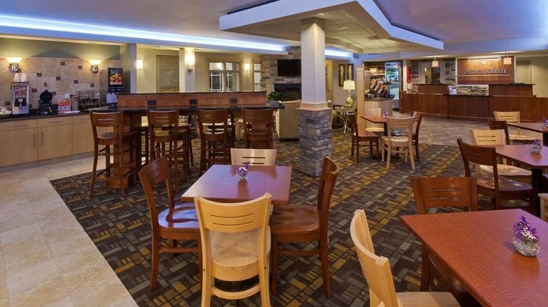 <b>AmericInn by Wyndham Fairfield Lobby</b>. Images powered by <a href="https://iceportal.shijigroup.com/" title="IcePortal" target="_blank">IcePortal</a>.