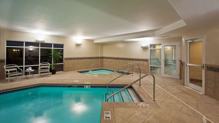 AmericInn by Wyndham Fairfield Pool