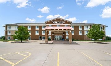 AmericInn by Wyndham Fairfield