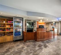 AmericInn by Wyndham Fairfield Lobby
