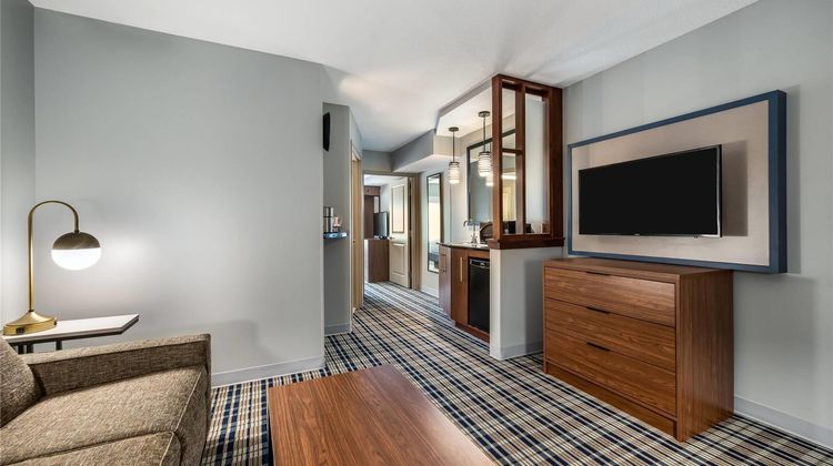 AmericInn by Wyndham Fairfield Suite